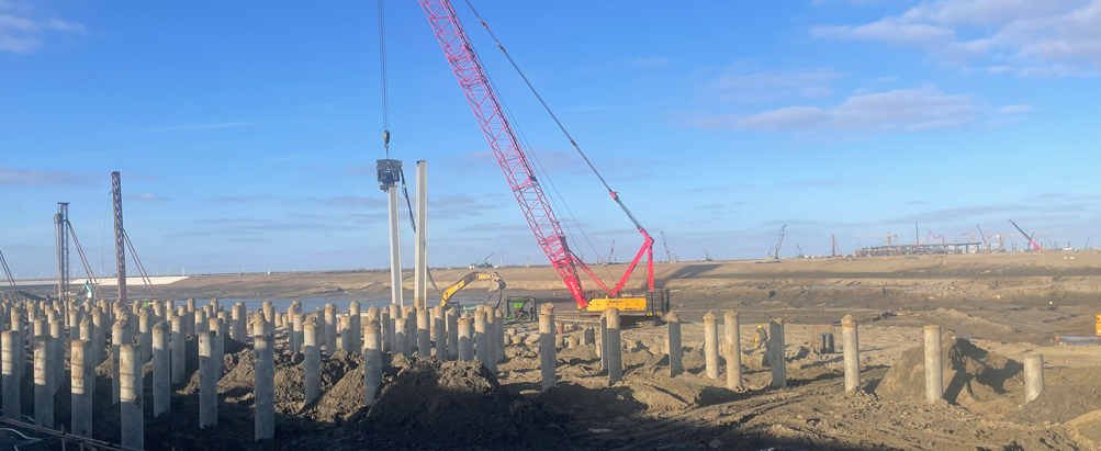 Cold rolled 1500 Z-sheet piles driven in hard sand layer